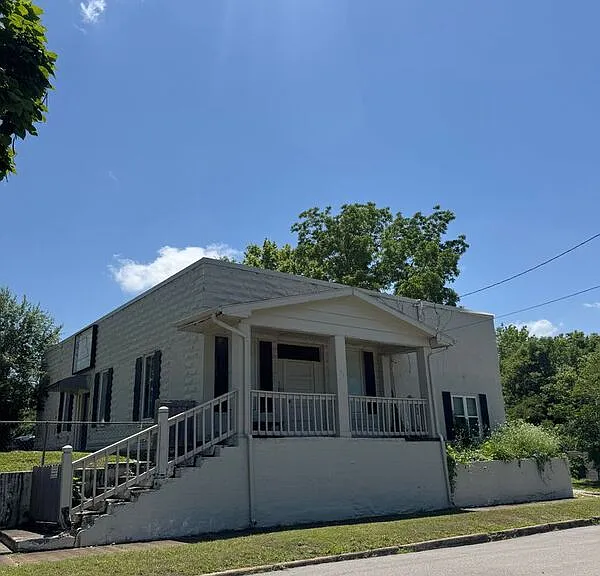 304 W Church St — Photo 19