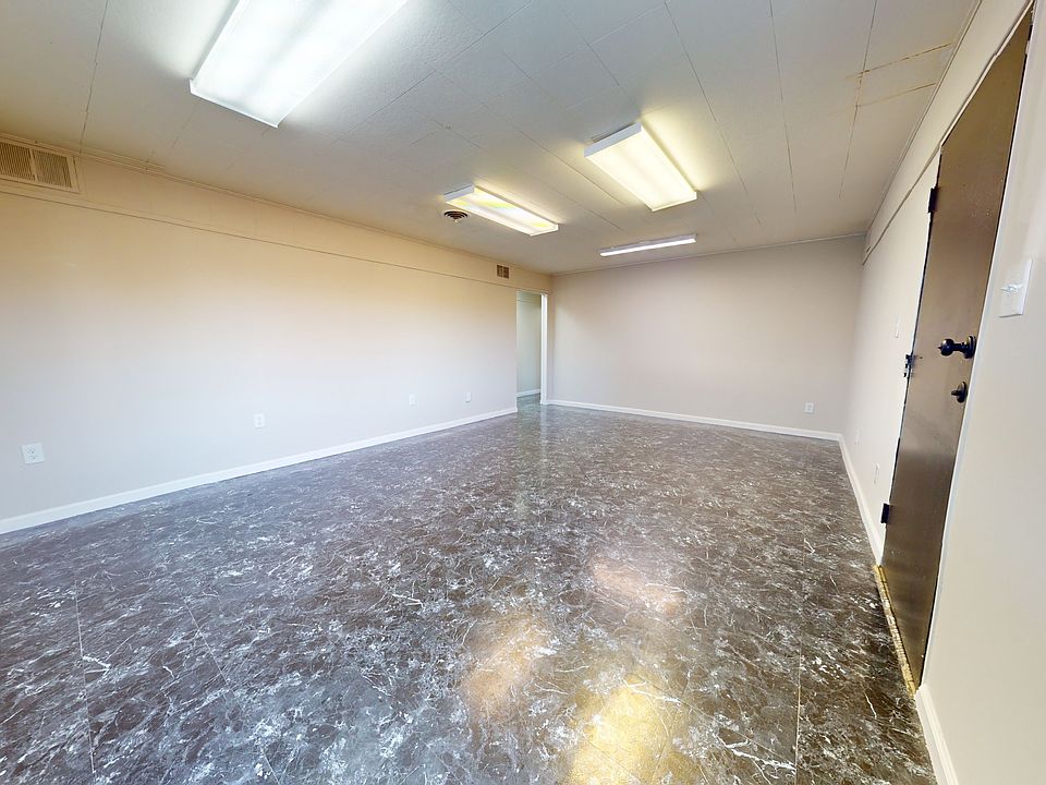 1st image of 1901 Railroad Ave #10701785