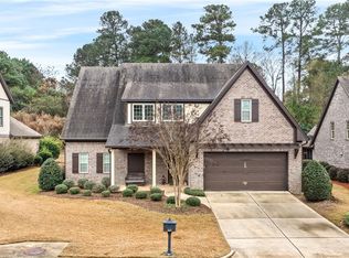 2217 N Donahue Dr, Auburn, AL 36830