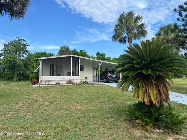 7590 Blackhawk Rd, Micco, FL 32976