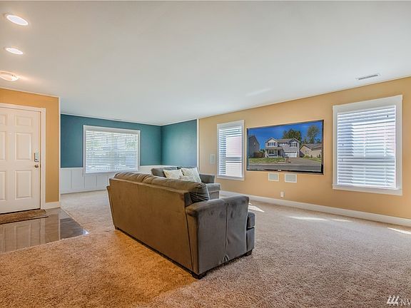 3rd image of 8214 209th Avenue Ct E