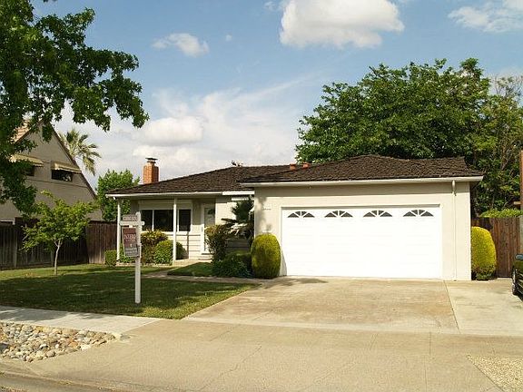 2nd image of 4270 Bloomfield Dr