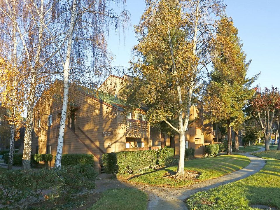 2nd image of 1179 Yarwood Ct Building 18