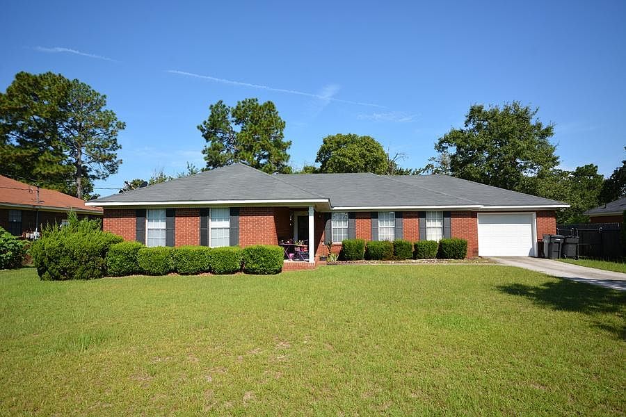 1st image of 3921 Bowen Dr