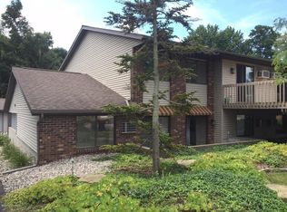 206 W Exchange St APT C, Spring Lake, MI 49456
