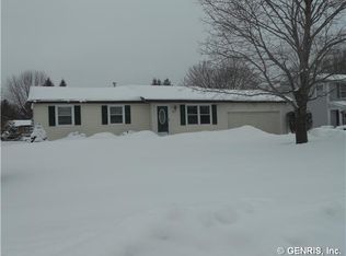 67 Nymark Dr, Rochester, NY 14626