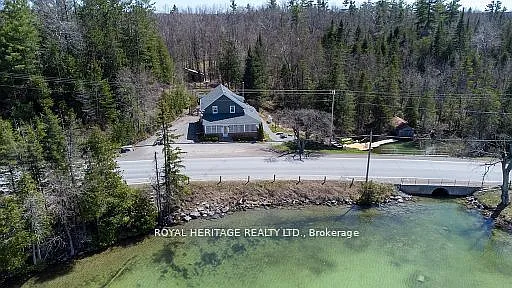 1074 Lakehurst Rd — Photo 1