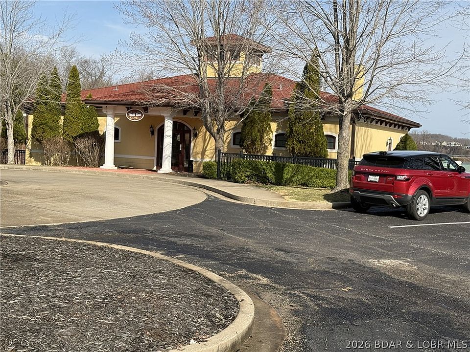 1st image of 861 Grand Cypress Ct