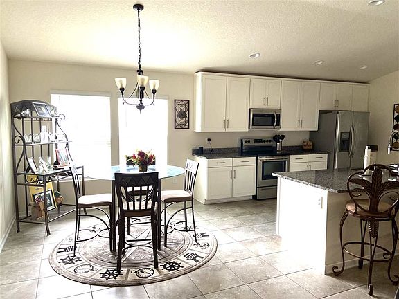 4th image of 206 Trianna Dr