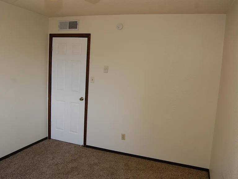 3123 Hillrise Dr #D — Photo 16