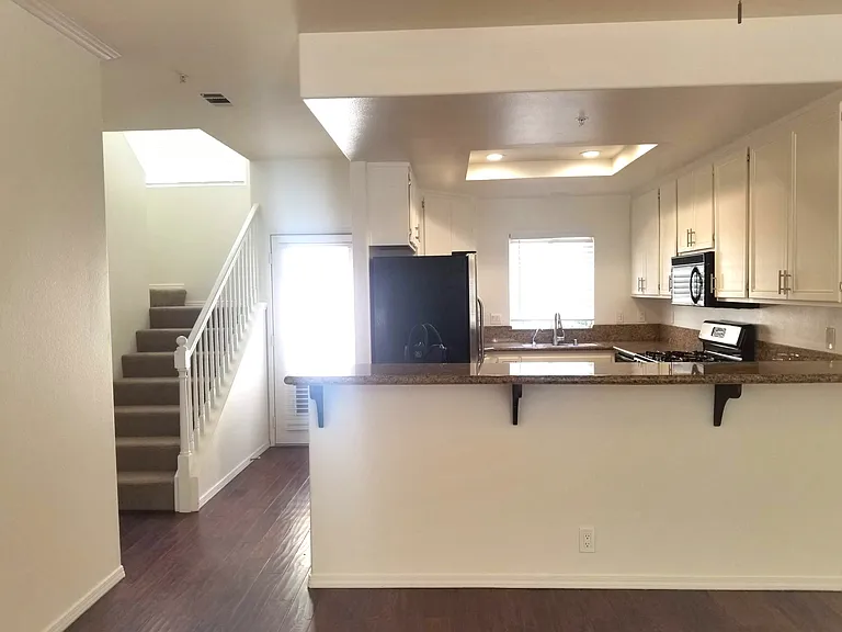 1231 Chaparral Cir — Photo 1