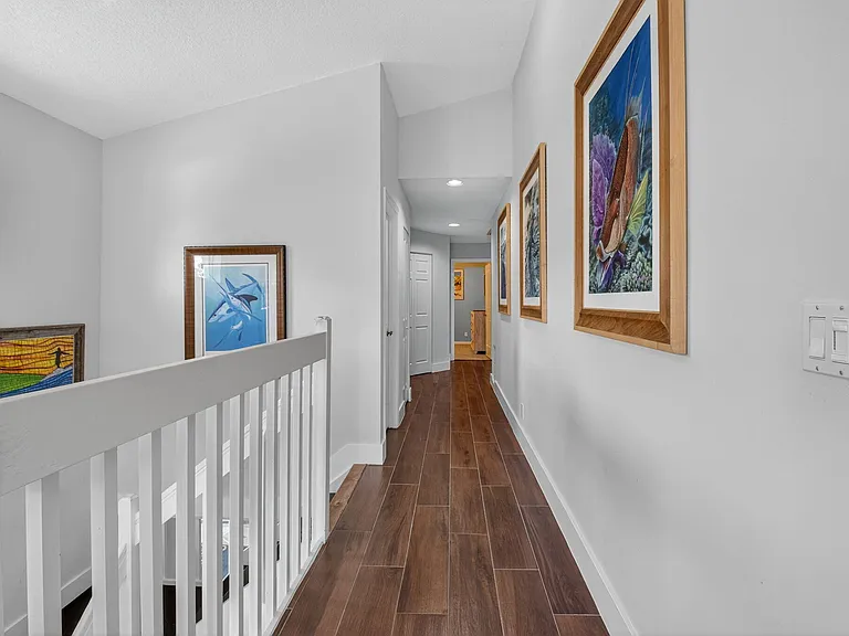 6701 Hillside Ln — Photo 35