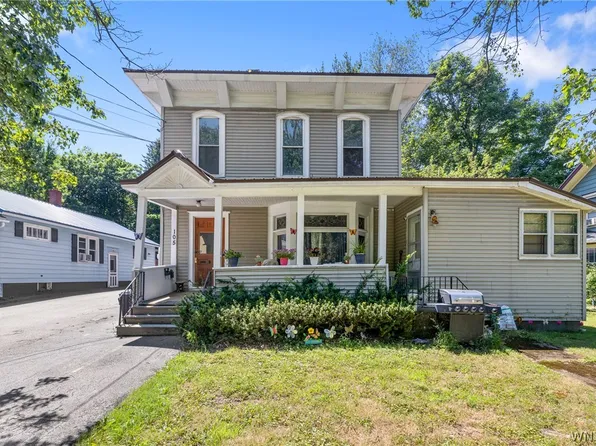 105 Water St, Fredonia, NY 14063