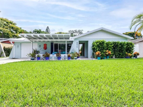 8823 Orange Blossom Dr, Seminole, FL 33772