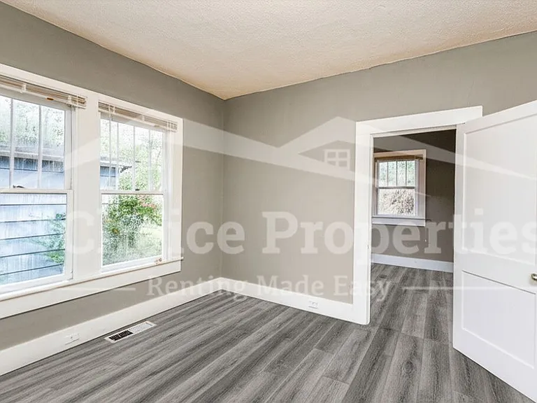 617 83rd Pl S — Photo 11