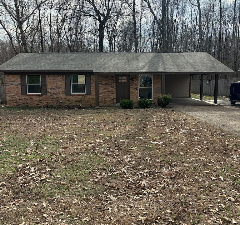 1st image of 5073 Caroline Dr