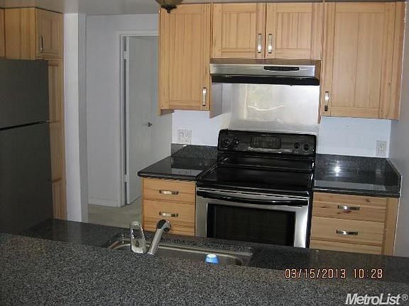 4th image of 917 Fulton Ave APT 454