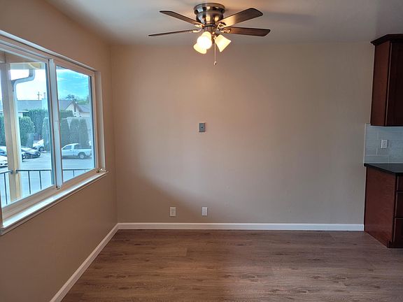 2nd image of 571 Kiely Blvd APT 4