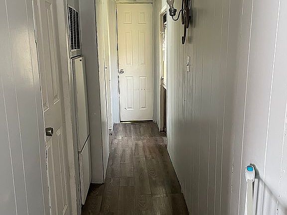 5th image of 1947 Cloverdale Cir