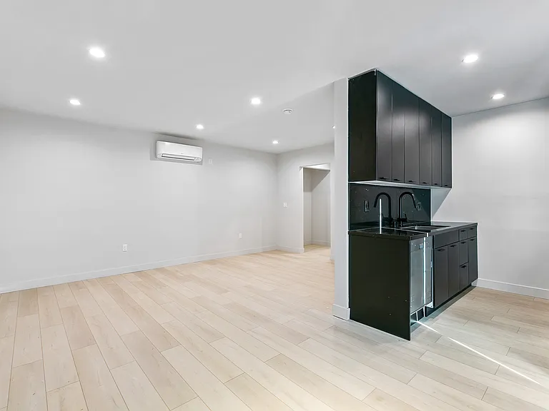 3750 S Canfield Ave #3 — Photo 3