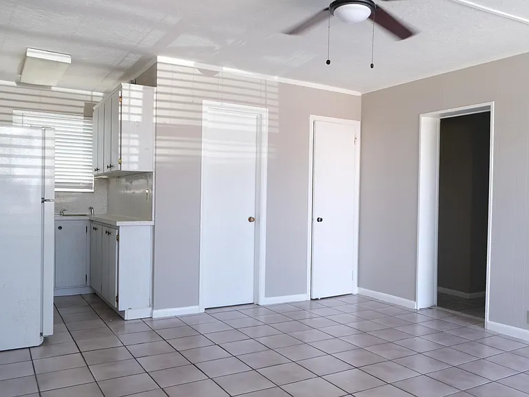 505 Bayberry Dr #1 — Photo 3