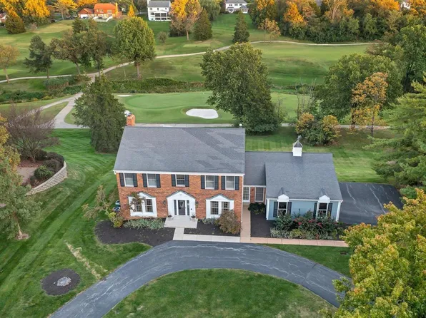 210 Herworth Dr, Chesterfield, MO 63005