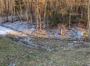 6440 Starlight Dr, Sissonville, WV 25320