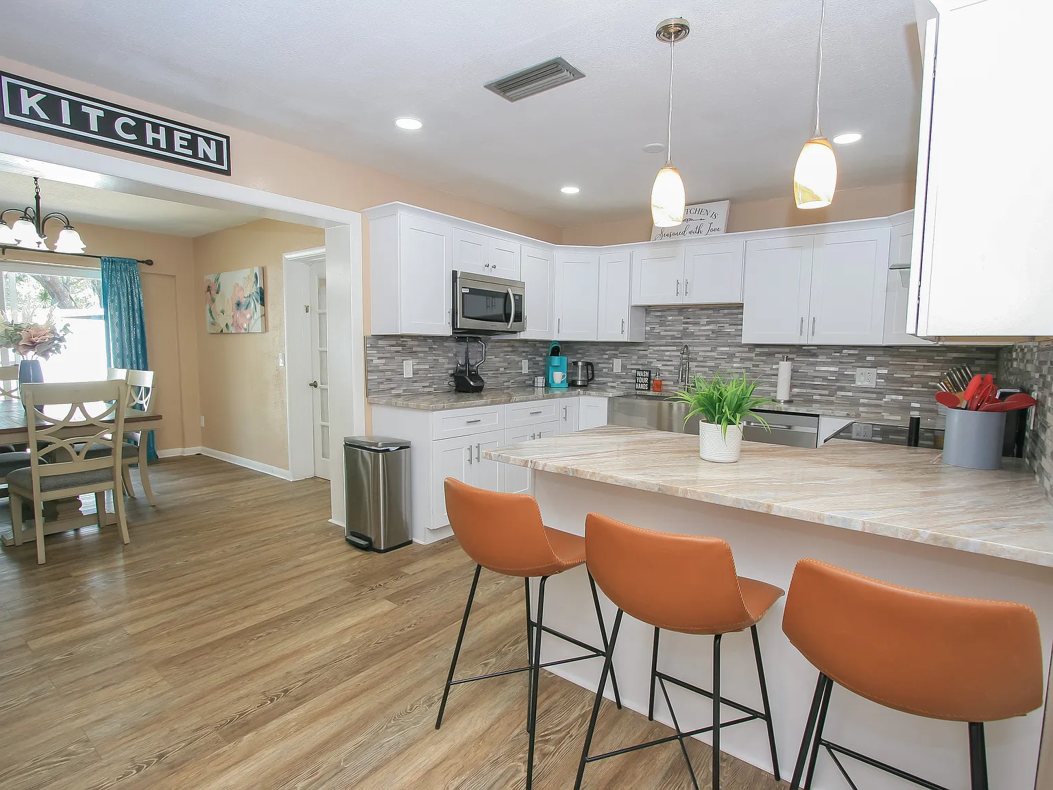 55 Velma Dr W — Photo 3