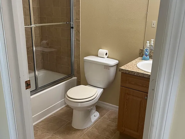 1401 SE Belcrest St — Photo 14