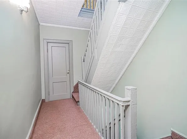 400 Lefferts Avenue image 9 of 40