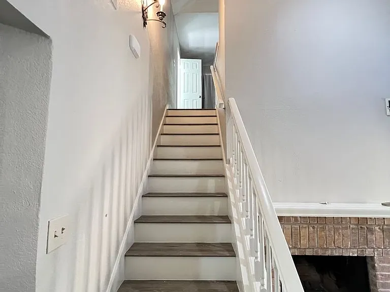10913 Gable Dr — Photo 21