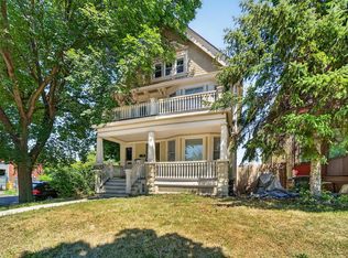 3330 W Mckinley BOULEVARD #3332, Milwaukee, WI 53208