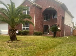 5323 Silver Oak Dr, Pasadena, TX 77505