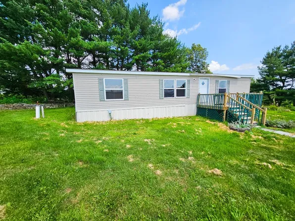 70 Feline Farm Ln, Ulster, PA 18850