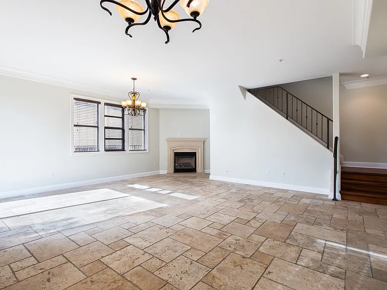 347 Milford St #101 — Photo 6