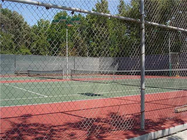 Tennis court