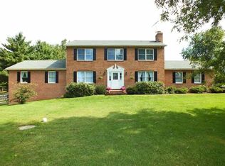 18607 Brick Store Rd, Hampstead, MD 21074