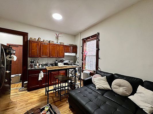 2nd image of 1137 President St APT 3C