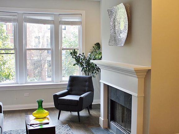 2nd image of 3850 N Southport Ave #2S
