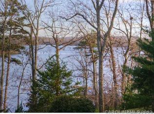 2135 Southpoint Ln, New London, NC 28127