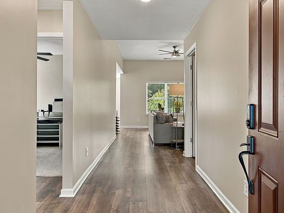 5th image of 2946 Beeswax St
