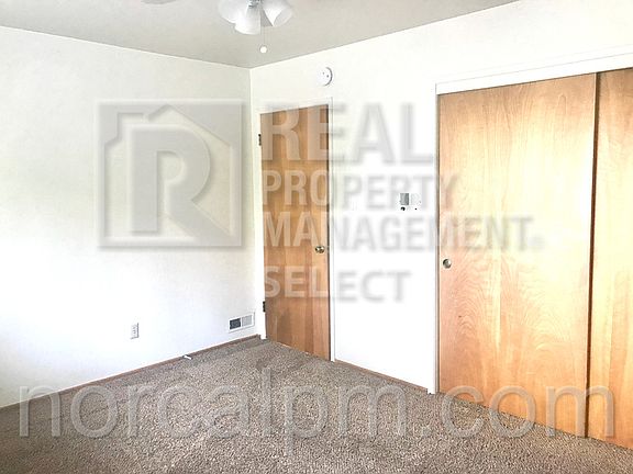 4th image of 5297 Minerva Ave