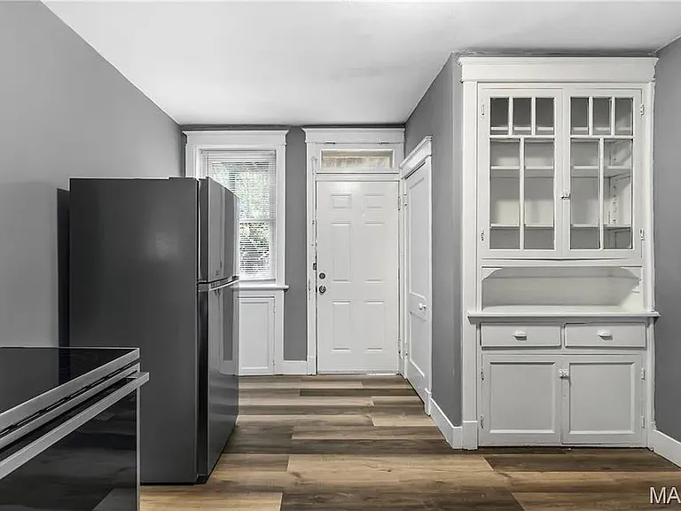 4234 Dewey Ave — Photo 12