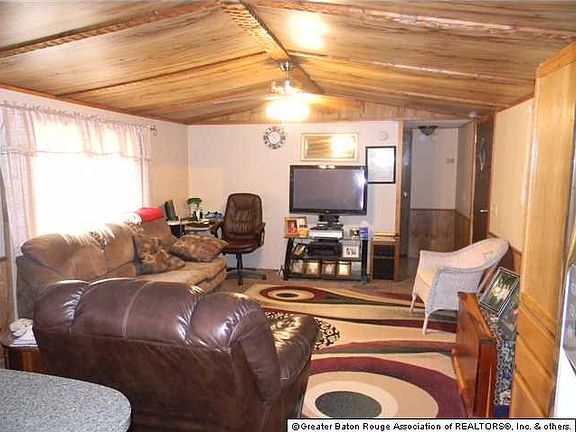 4th image of 12721 Jamie Dr
