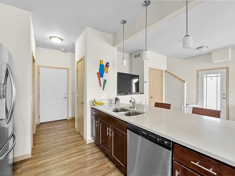 6062 Driscoll Dr — Photo 4