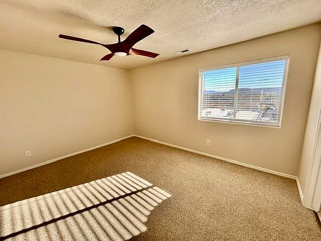 3 bed, 1225 sqft, $1,750 — Photo 3
