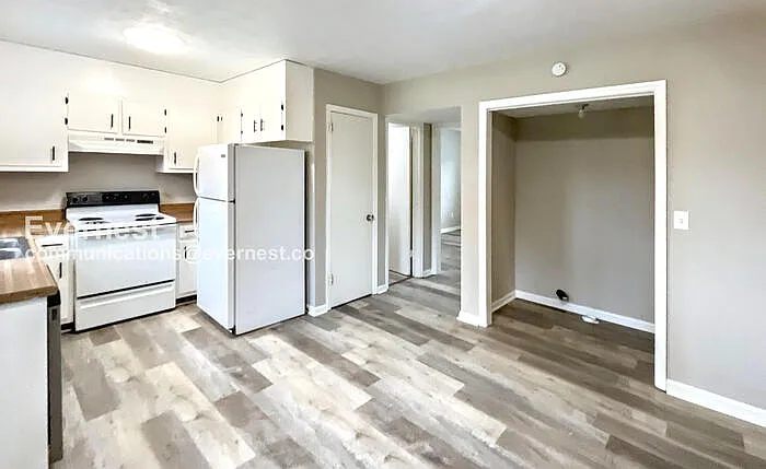 57 Clara Dr — Photo 3