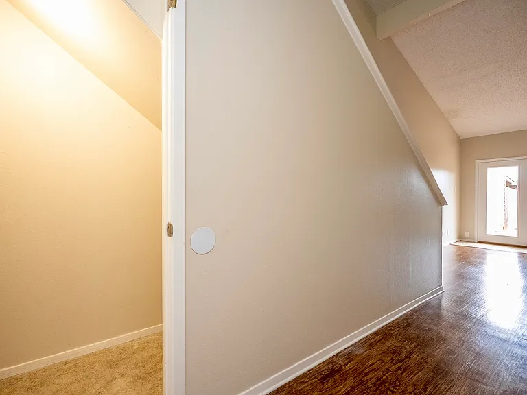 4547 Bermuda Dr — Photo 32