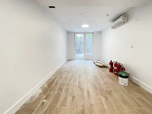 Rented by ERNY LLC | media 5