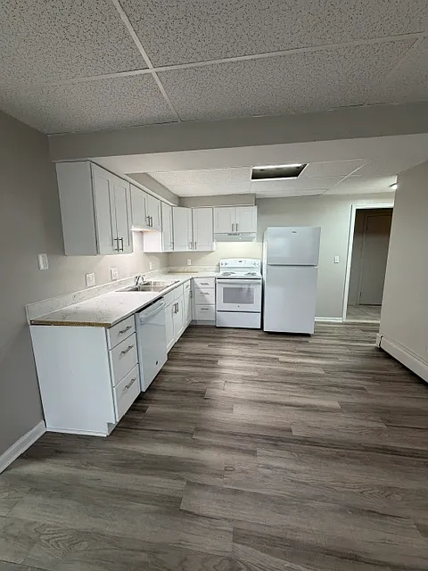 Building Photo - 740 Edgemont Blvd #11